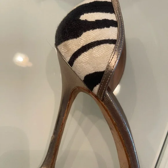 Zebra print Manolo Blahnik heels - Picture 4 of 16